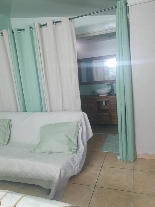Sweet Metykaz Apartment Le Tampon Bagian luar foto