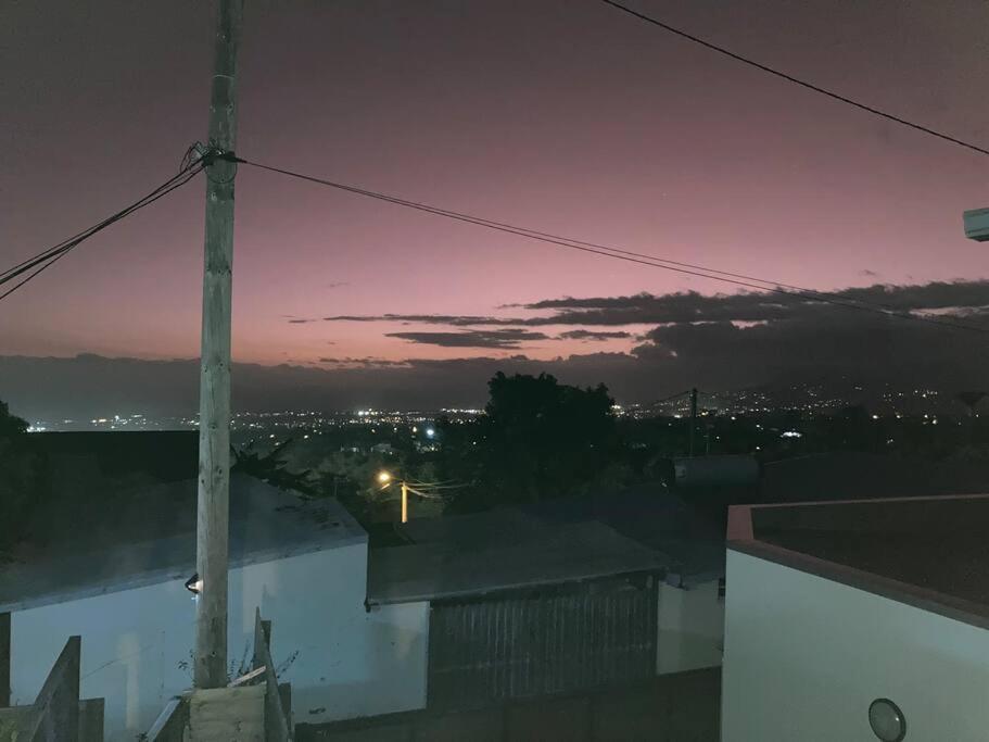 Sweet Metykaz Apartment Le Tampon Bagian luar foto